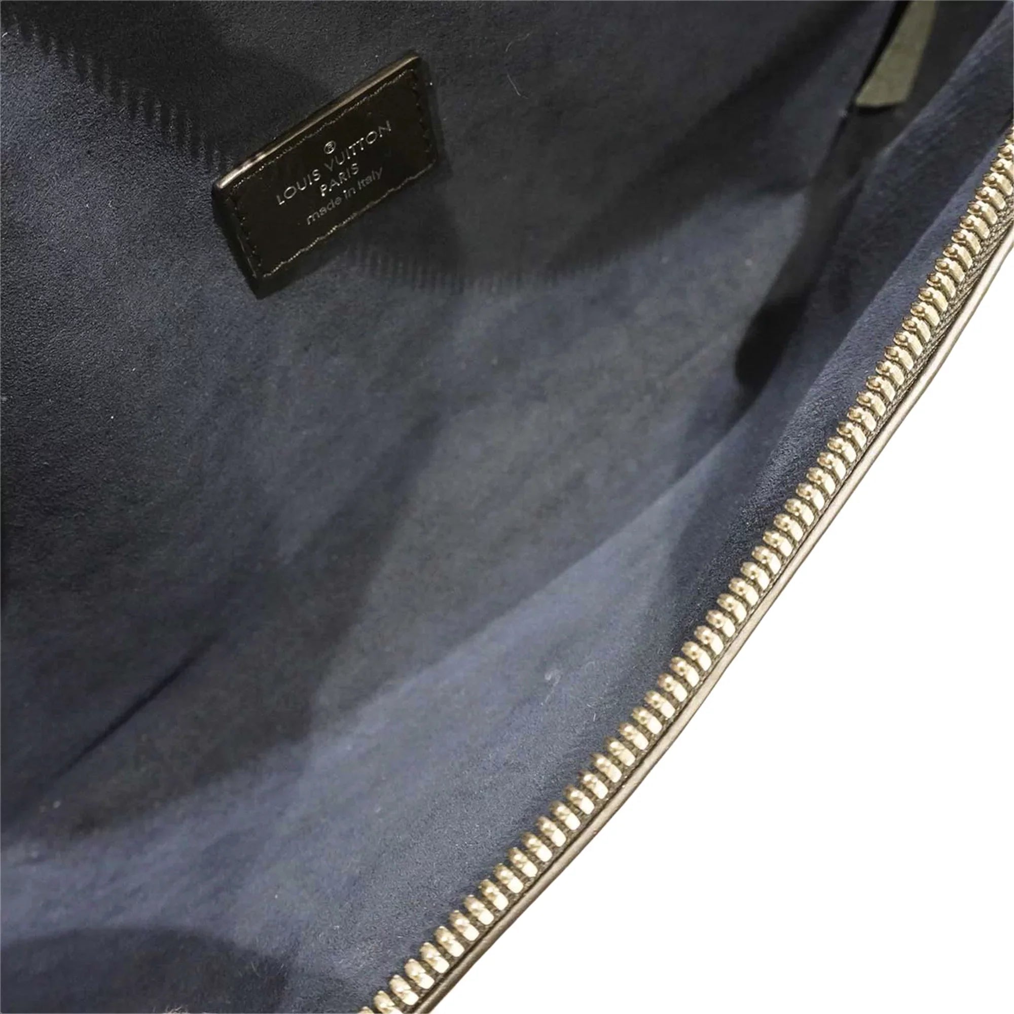 Unisex Leather (Good) Louis Epi Vuitton Pre-Owned Initials Bag Black Authenticated Belt