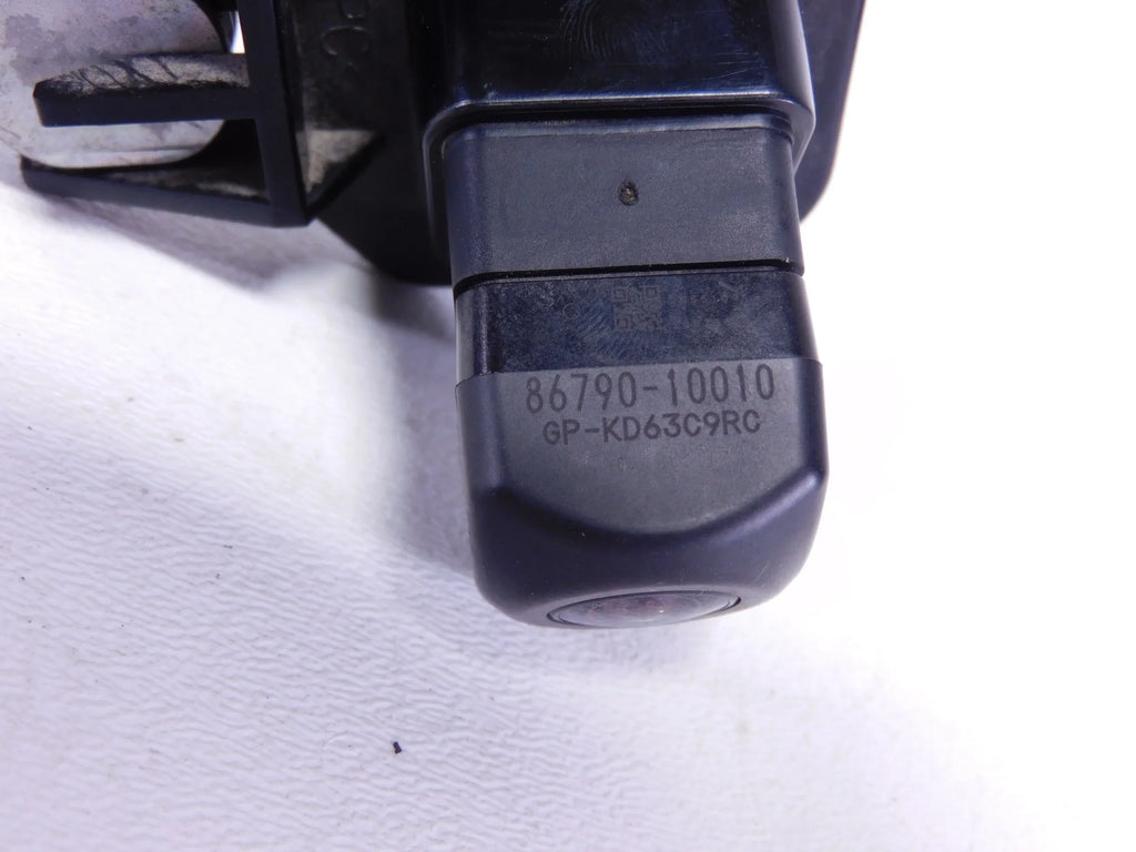 Camera 18 Backup View 19 C-HR (Good) LKQ OEM Pre-Owned Toyota Rear