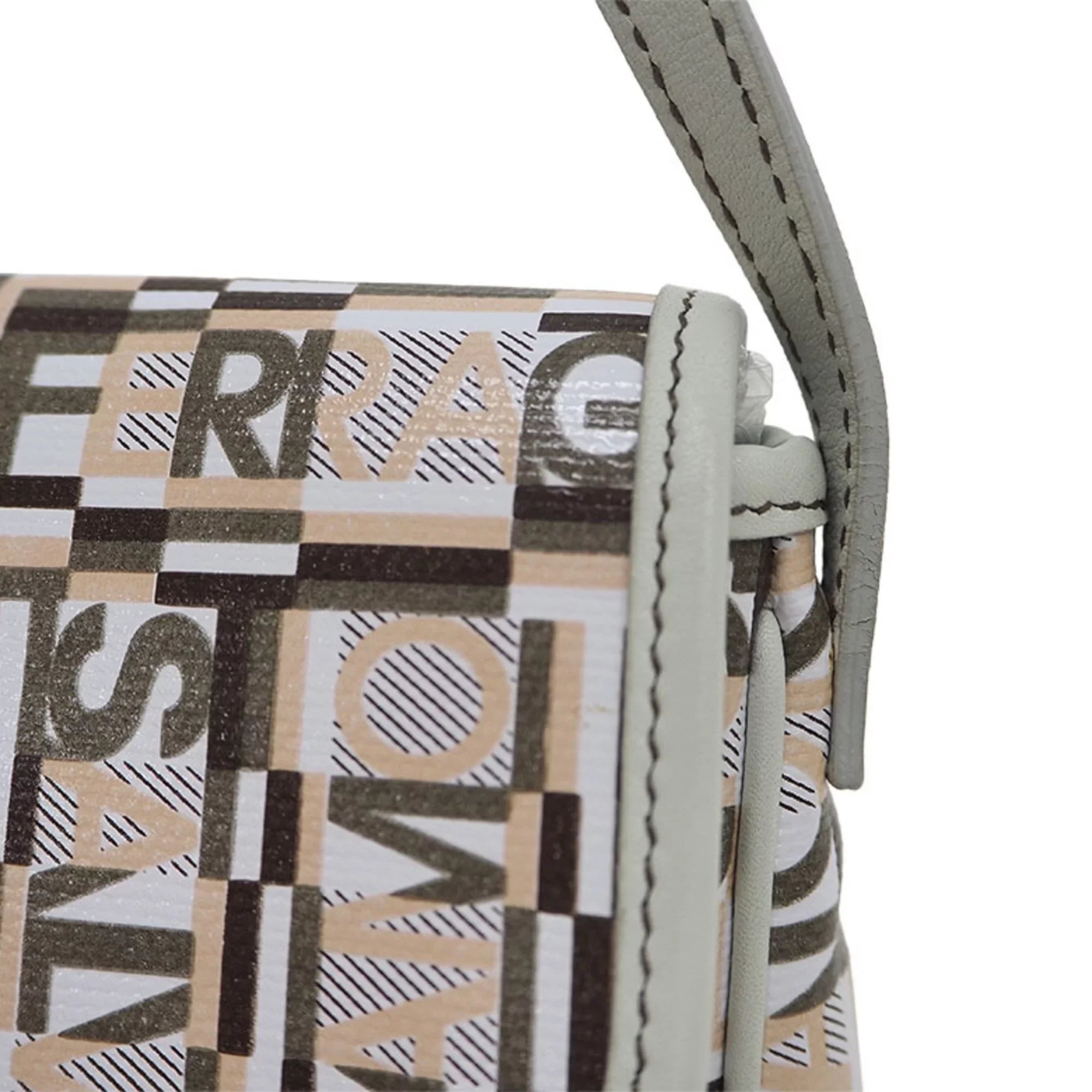 Shoulder Bag (Good) Beige Pre-Owned Salvatore Ferragamo PVC,Leather