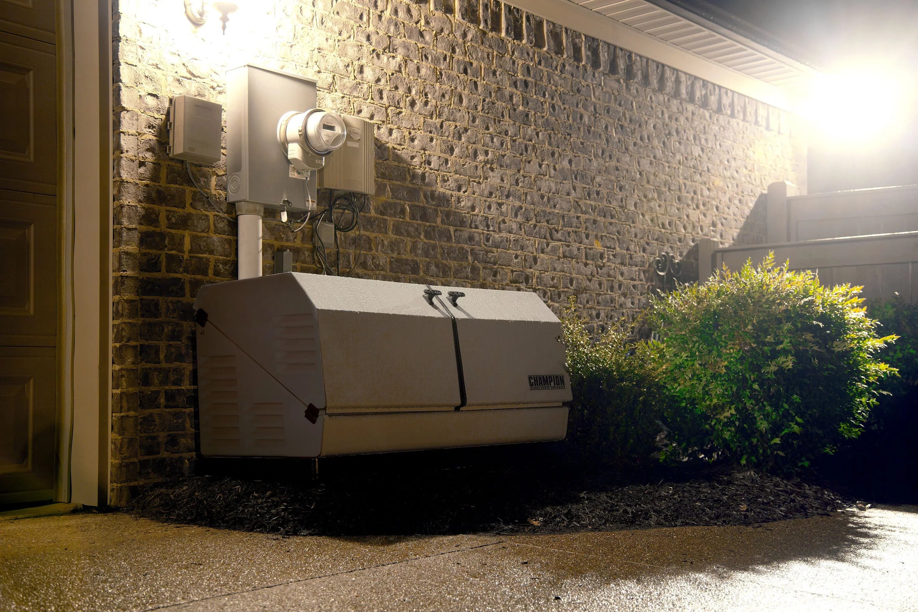 Generator Automatic Standby Transfer 200-Amp with 14-kW Switch Champion Demand Whole Control House with Home