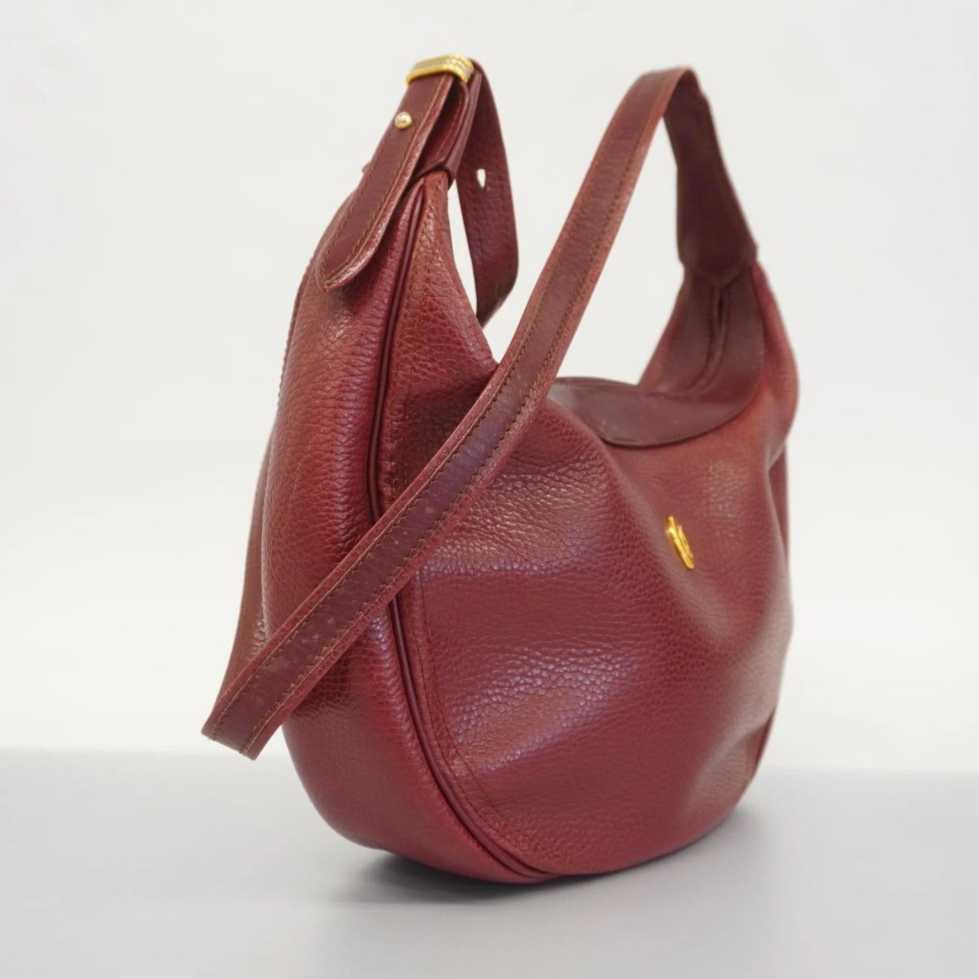 Red Cartier Ladies Shoulder Pre-Owned Bag Leather (Good) Must
