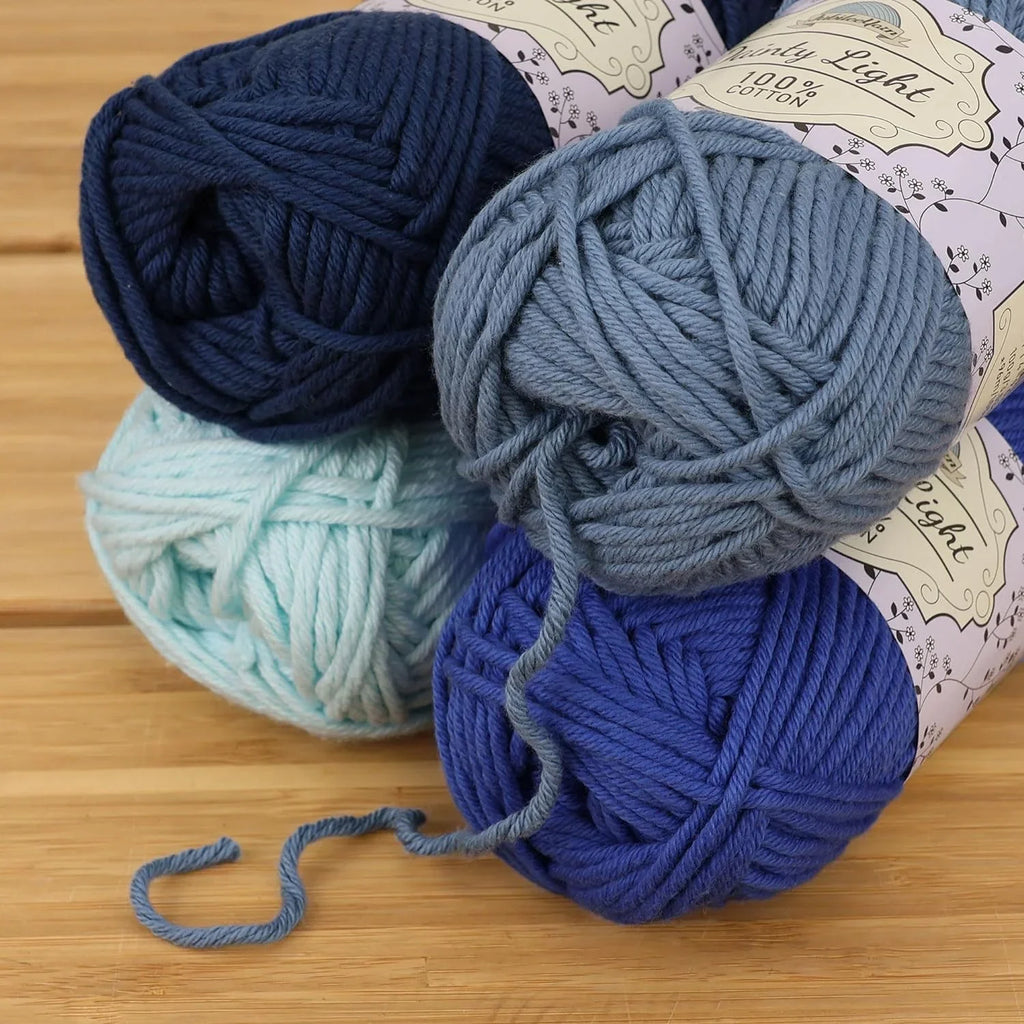 Blue Daity Jubileeyar - Light Worsted Yar Weight - Of 4 100G/Skei Cotto - Shades Skeis -