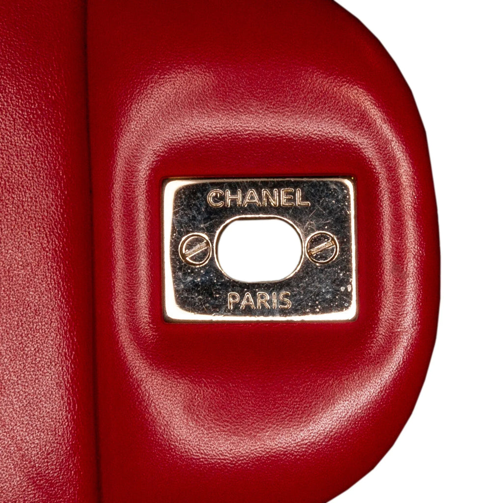 Classic Pre-Owned Chanel Single Bag Lambskin Authenticated Red (Good) Shoulder Perforated Leather Unisex Jumbo Flap