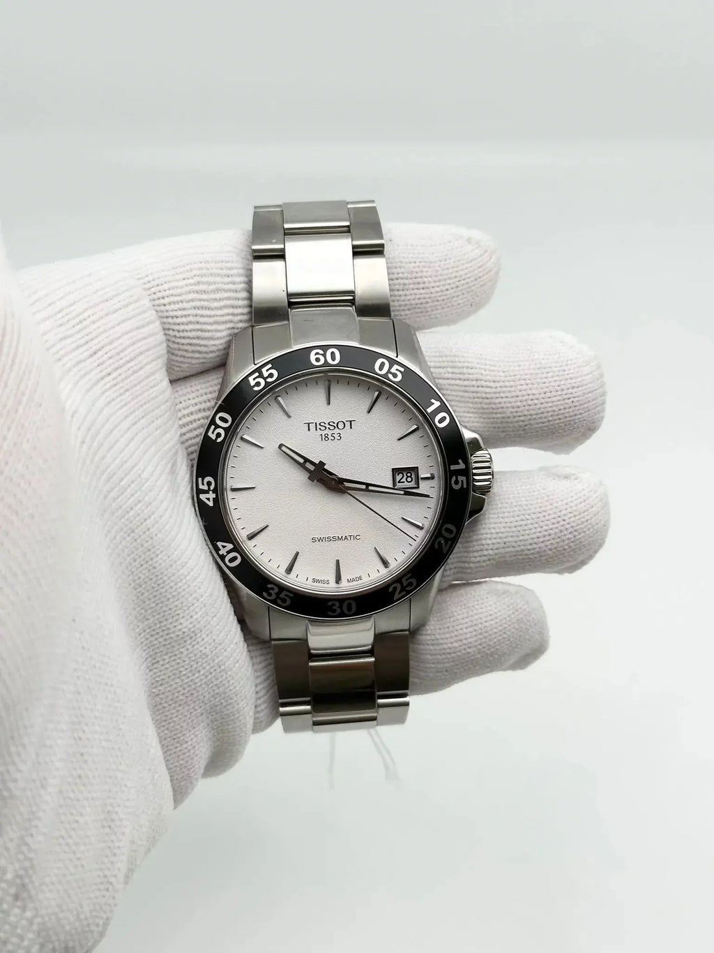 Silver Watch Tissot Men Swissmatic V8 Steel T106.407.11.031.00 Dial Automatic