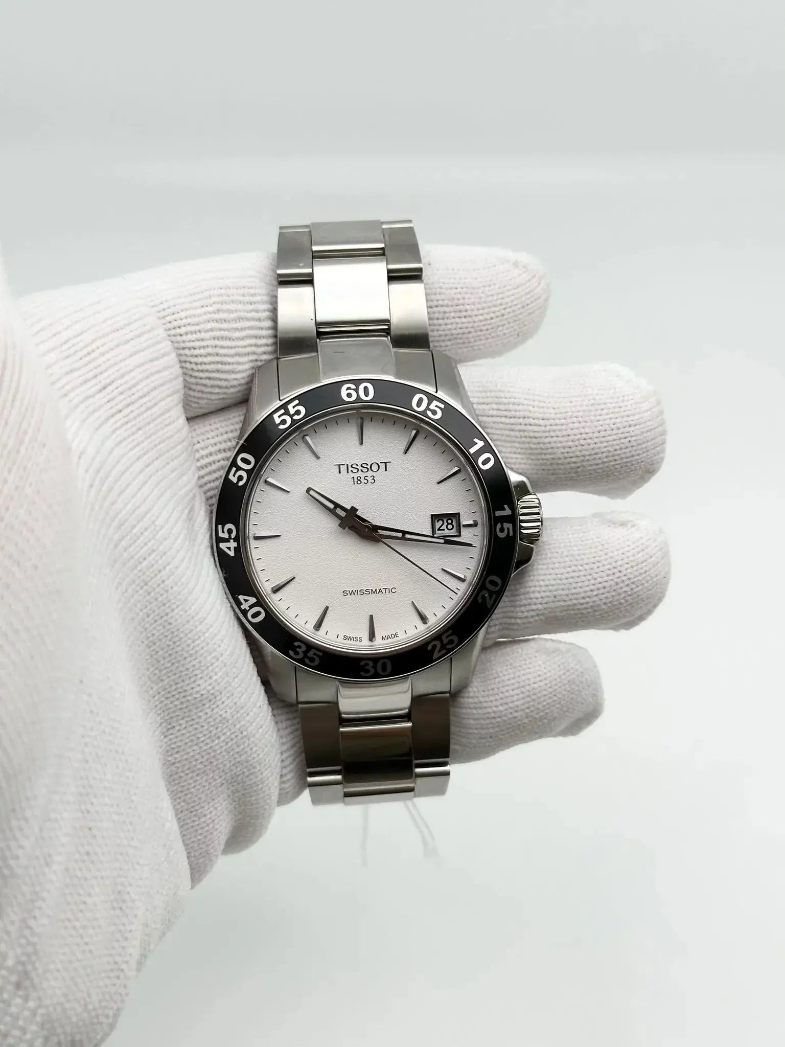 Silver Watch Tissot Men Swissmatic V8 Steel T106.407.11.031.00 Dial Automatic