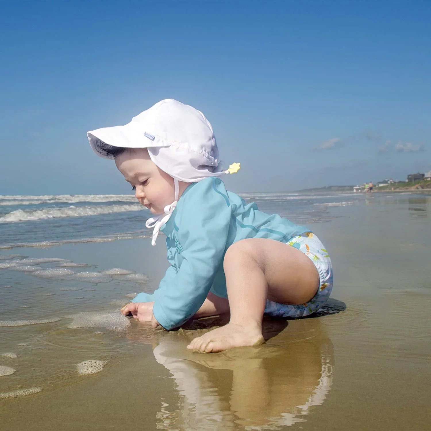 Protection play. Sun White Swim i Months Flap Baby Hat